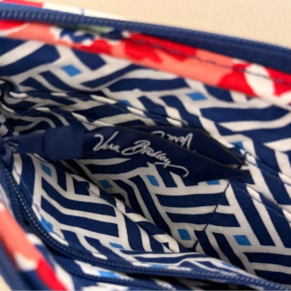 Vera Bradley Summer Cottage Wristlet Wallet - Quilted Floral - Excellent - Picture 7 of 8